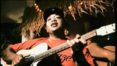 Unplugged: Adeaze - 'Watching You' (Cover)