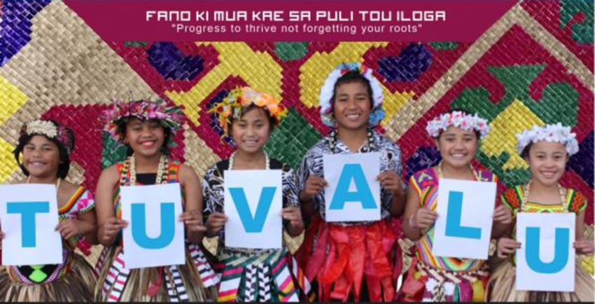Тувалу население. Тувалу жители. Тувалу острова жители. Тувалу девушки. Тувалу острова эллис.