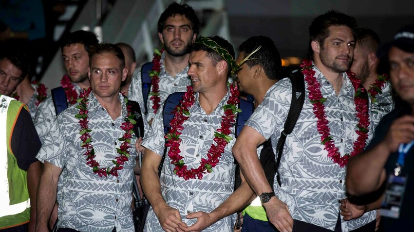 All Blacks Arrive in Samoa Dressed in Eveni Elei to play Manu Samoa
