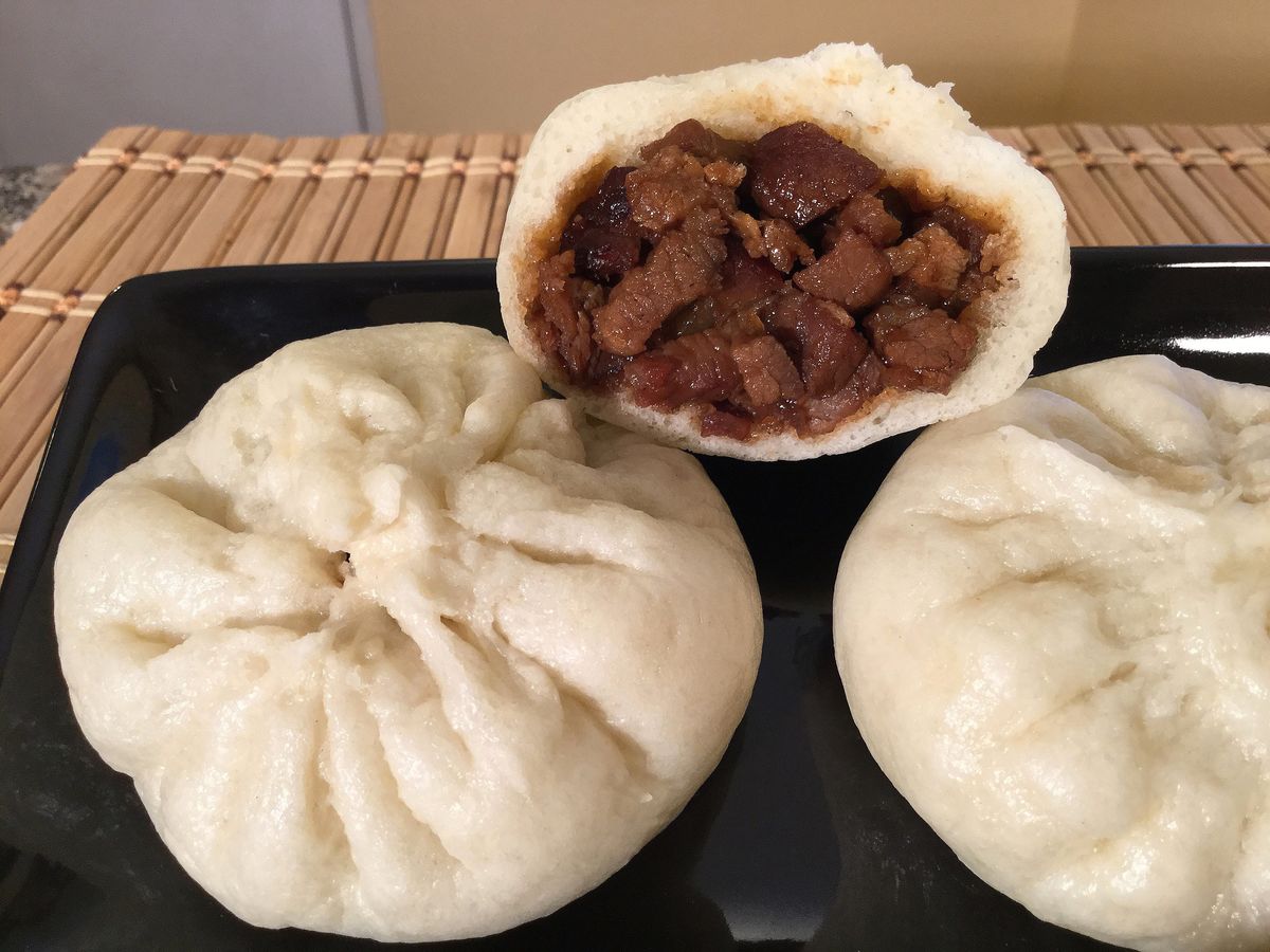 Keke Pua'a Samoan Pork Buns —