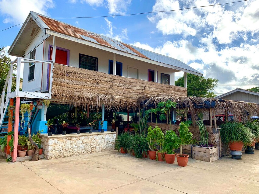 Selekā studio, in Havelu, Tongatapu. Photo: Facebook / Seleka International Art Society Initiative - SIASI