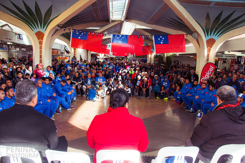 Players & fans at the fan day in Mangere, South Auckland