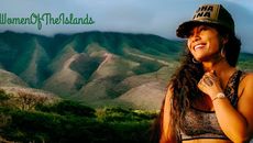 WOMEN OF THE ISLANDS - KANOELANI DAVIS 