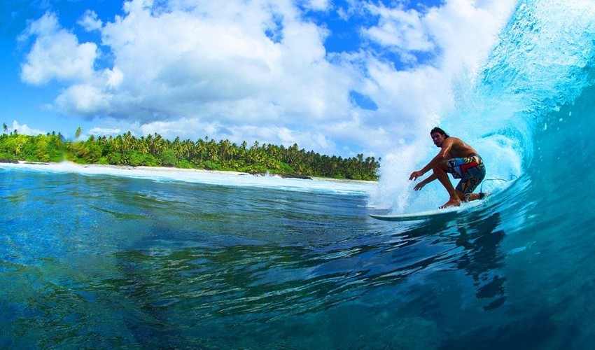 Aganoa Lodge & Surf Break in the village of Satufia