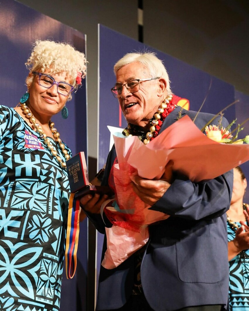 Pasifika Rugby Hall of Famer Tuifa'asisina Bryan Williams and Ta'ala Cynthia Ta'ala-Timaloa. Photo: Instagram / Pasifika Rugby Hall of Fame
