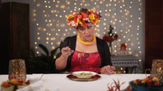 Queens judge other Queen's Chop Suey | Queens of the Kitchen