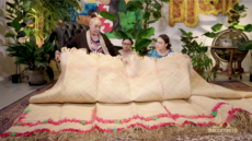How to present the Samoan Ie Toga (Fine Mat) 
