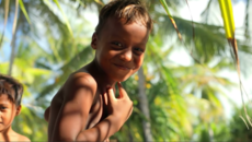 SUSPENDED GENERATION - THE KIDS OF KIRIBATI 