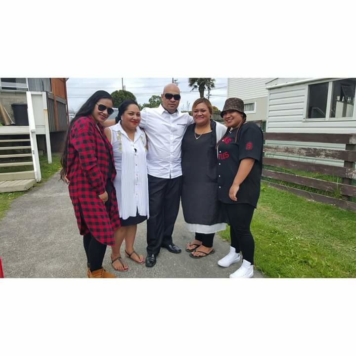 Sesalina with her Dad and sisters