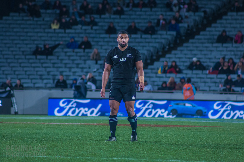 Lima Sopoaga