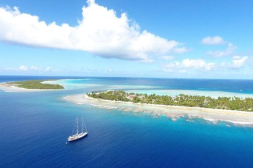 The vessel 'Tara' is studying how coral reefs in the Pacific are adapting to climate change.