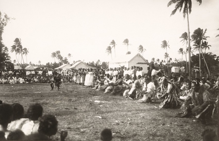 Gesa Akkerman-Ohle Collection, Museum of Samoa, captioned by Karl Hanssen ‘Ta’alolo, Haabai.’