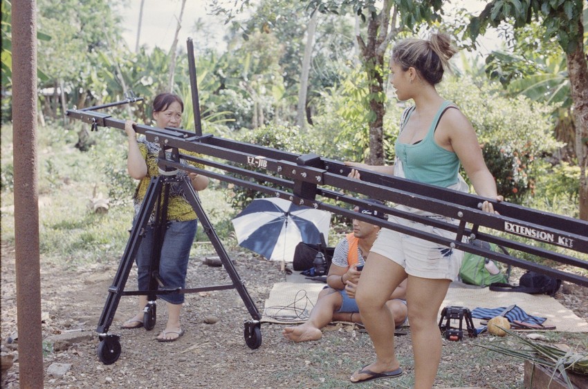 Setting up the jib for Three Wise Cousins in Samoa Photo Credit: Unko Films