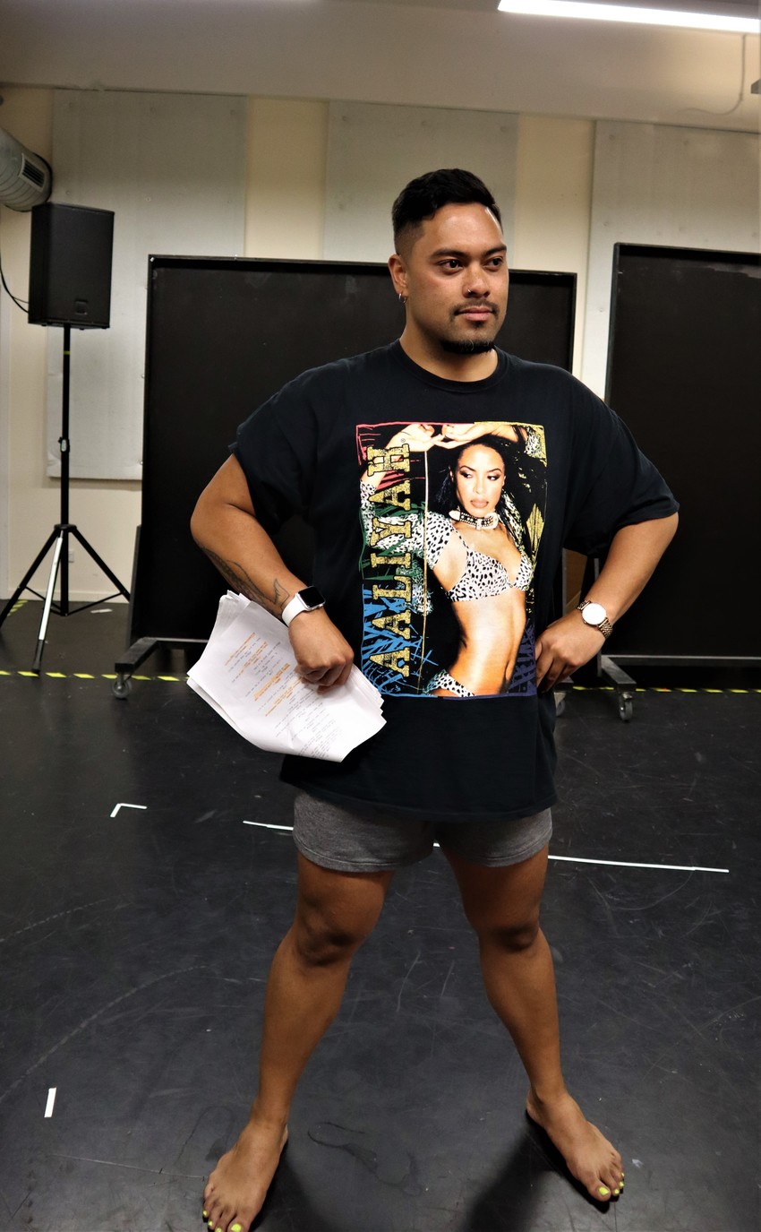 Mario Faumui in rehearsals for Uma Lava Photo Credit: Vela Manusaute