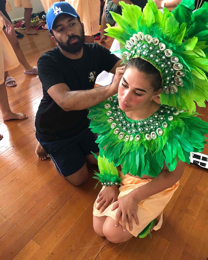 One Tree Hill College Cook Islands Group costumes