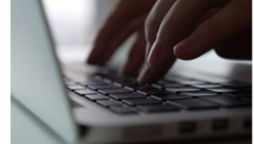 World Press Freedom Day : Bloggers vs Journalists 