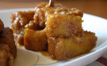 Fa'ausi - Coconut & Caramel sauce with Fa'apapa (Samoan bread)