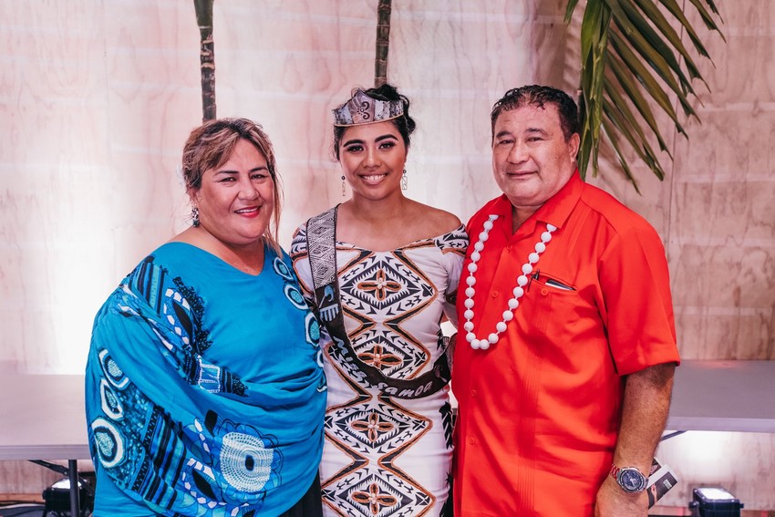 Fonoifafo with her parents Nancy & the Reverend Lemmy Seumanu