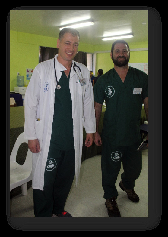 Dr. Itai Pessach, Sheba Hospital Director Paediatric Unit, with RN Assaf Luttinger, Deputy Director of the Israel Centre for Disaster Medicine & Humanitarian Response at the Motootua National Hospital