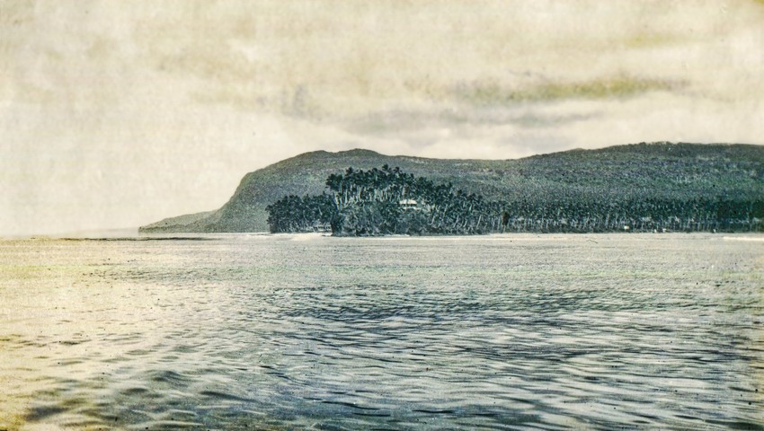 Coastline around Lalomanu, circa 1930. Photo: Hufnagel-Betham Family Collection