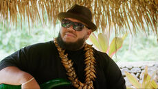 Josh Tatofi - Le Tu'una Oe 