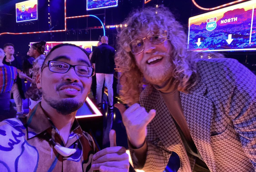 Matthew with fellow contestant Allen Stone