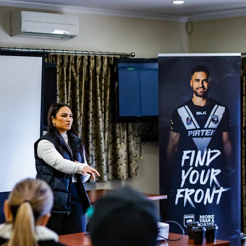 Megan Signal sharing her journey at the inaugural NZRL wellbeing hui. Photo Credit: Cliff Thompson