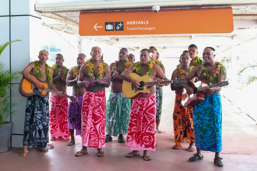Fiji opens its borders to tourists — thecoconet.tv - The world's largest hub of Pacific Island content. - Vimarsana News